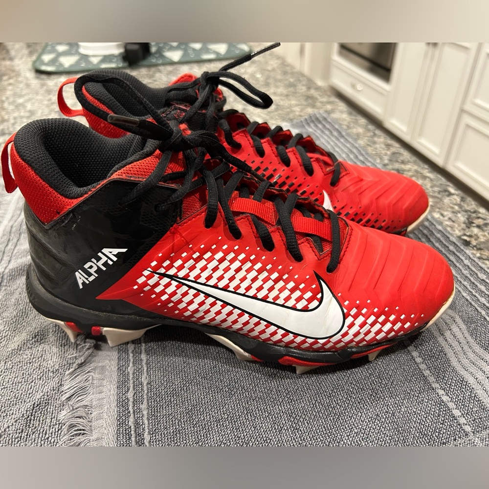 Nike size 6 football cleats